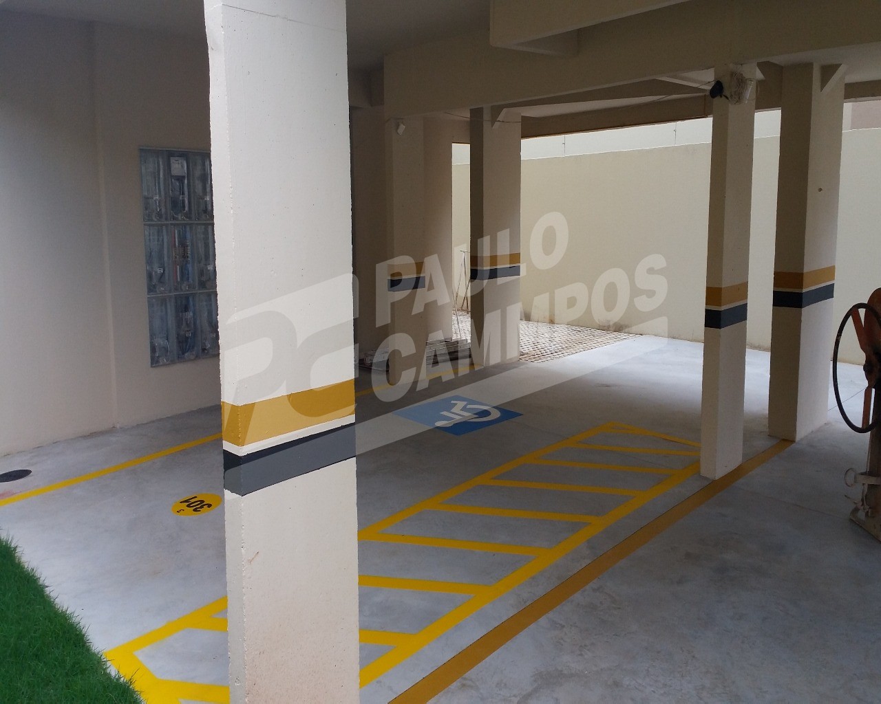 Apartamento à venda com 3 quartos, 75m² - Foto 3