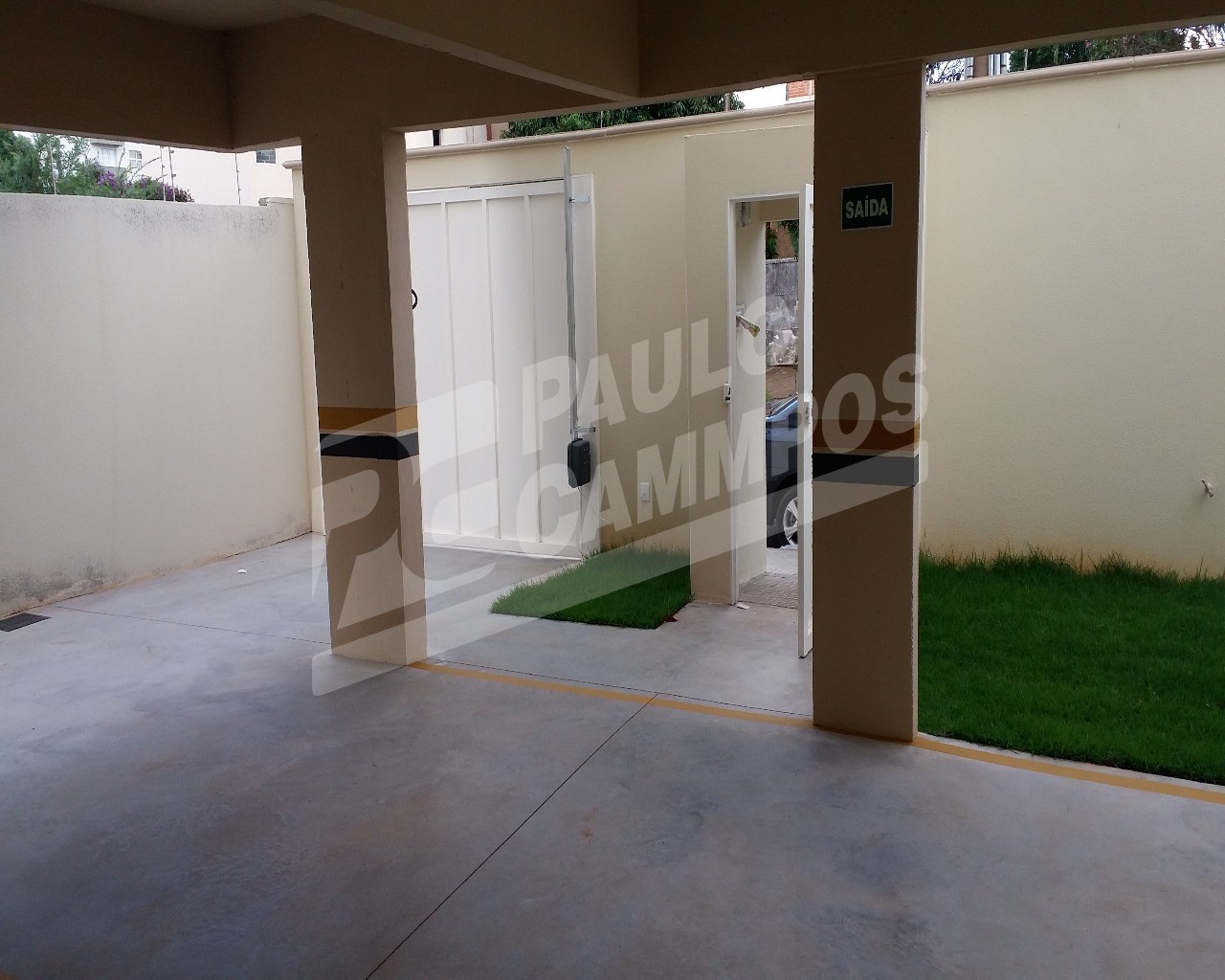 Apartamento à venda com 3 quartos, 75m² - Foto 4