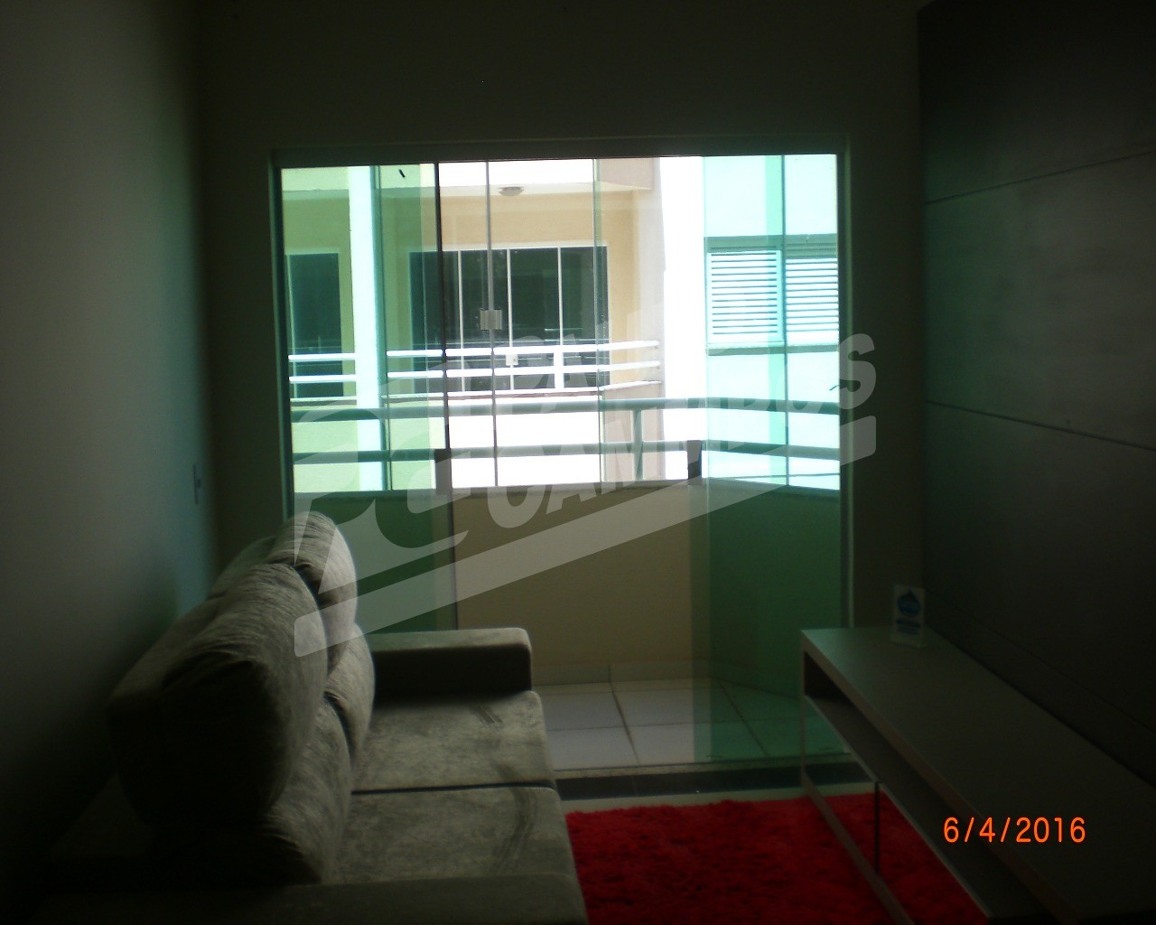 Apartamento à venda com 3 quartos, 79m² - Foto 2