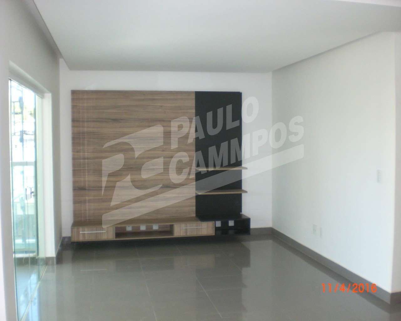 Apartamento à venda com 3 quartos, 111m² - Foto 2