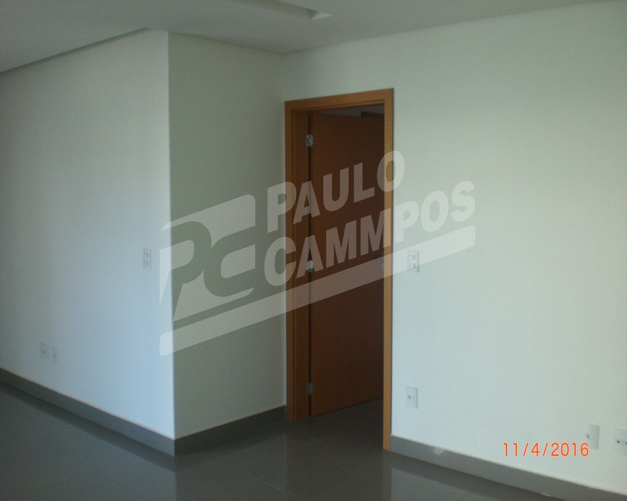 Apartamento à venda com 3 quartos, 111m² - Foto 3