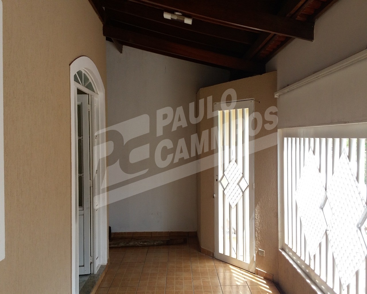 Casa à venda com 6 quartos, 380m² - Foto 4