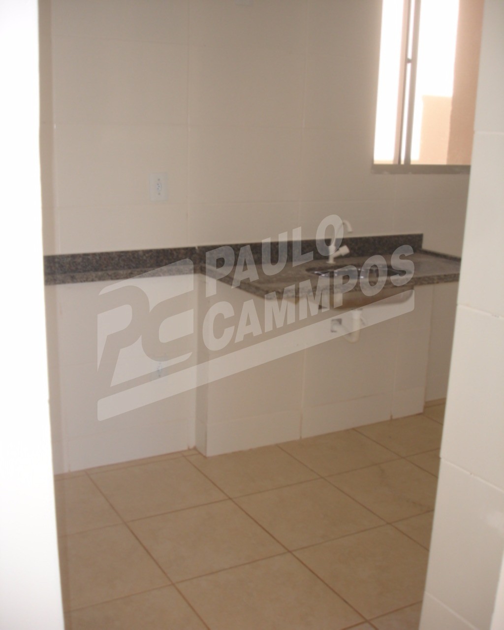 Apartamento à venda com 3 quartos, 66m² - Foto 2