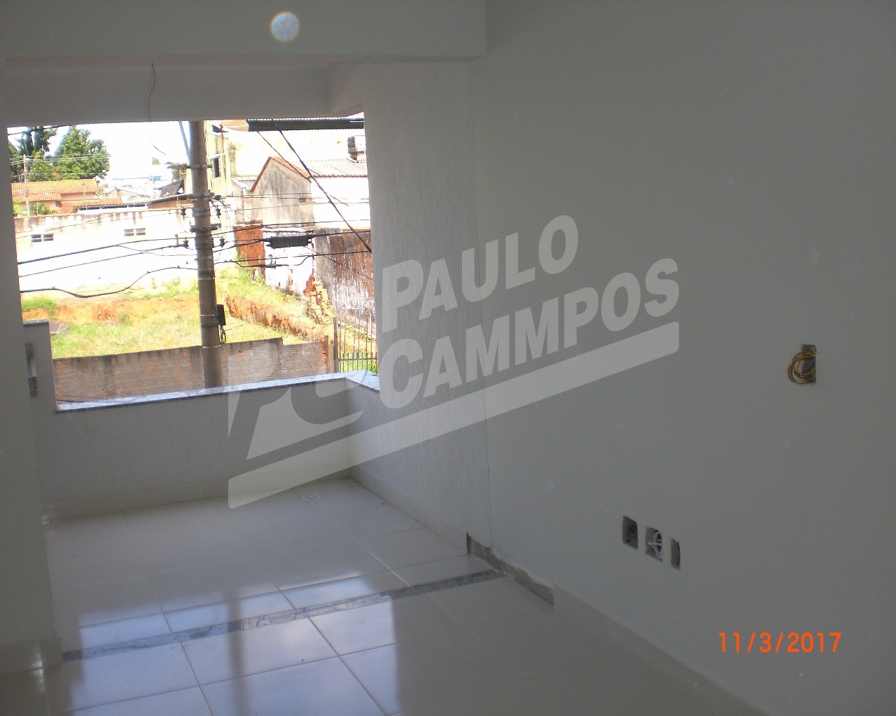 Apartamento à venda com 2 quartos, 70m² - Foto 2