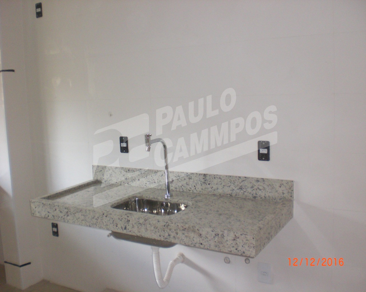 Apartamento à venda com 2 quartos, 68m² - Foto 6