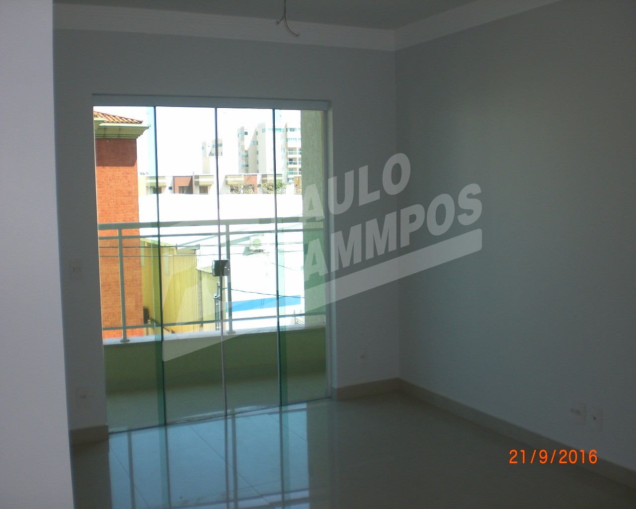 Apartamento à venda com 3 quartos, 105m² - Foto 3