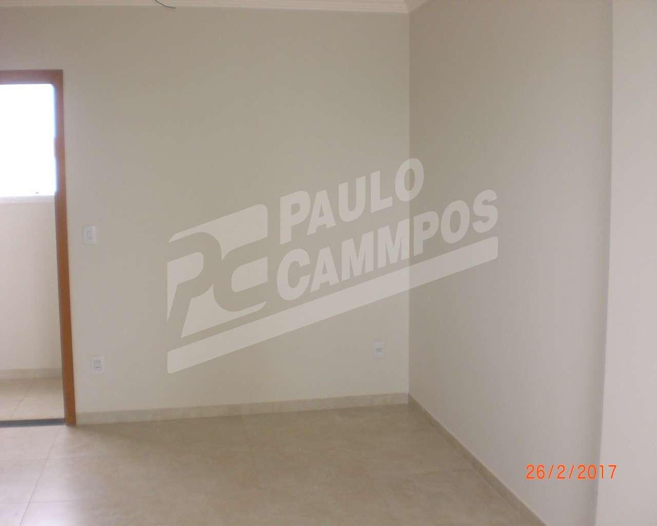 Apartamento à venda com 2 quartos, 60m² - Foto 2