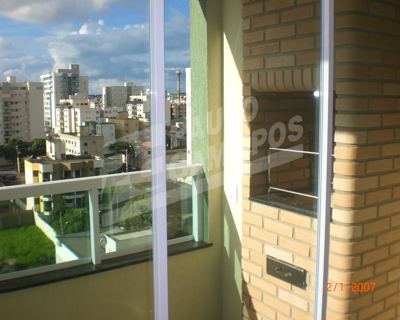 Apartamento à venda com 3 quartos, 90m² - Foto 3