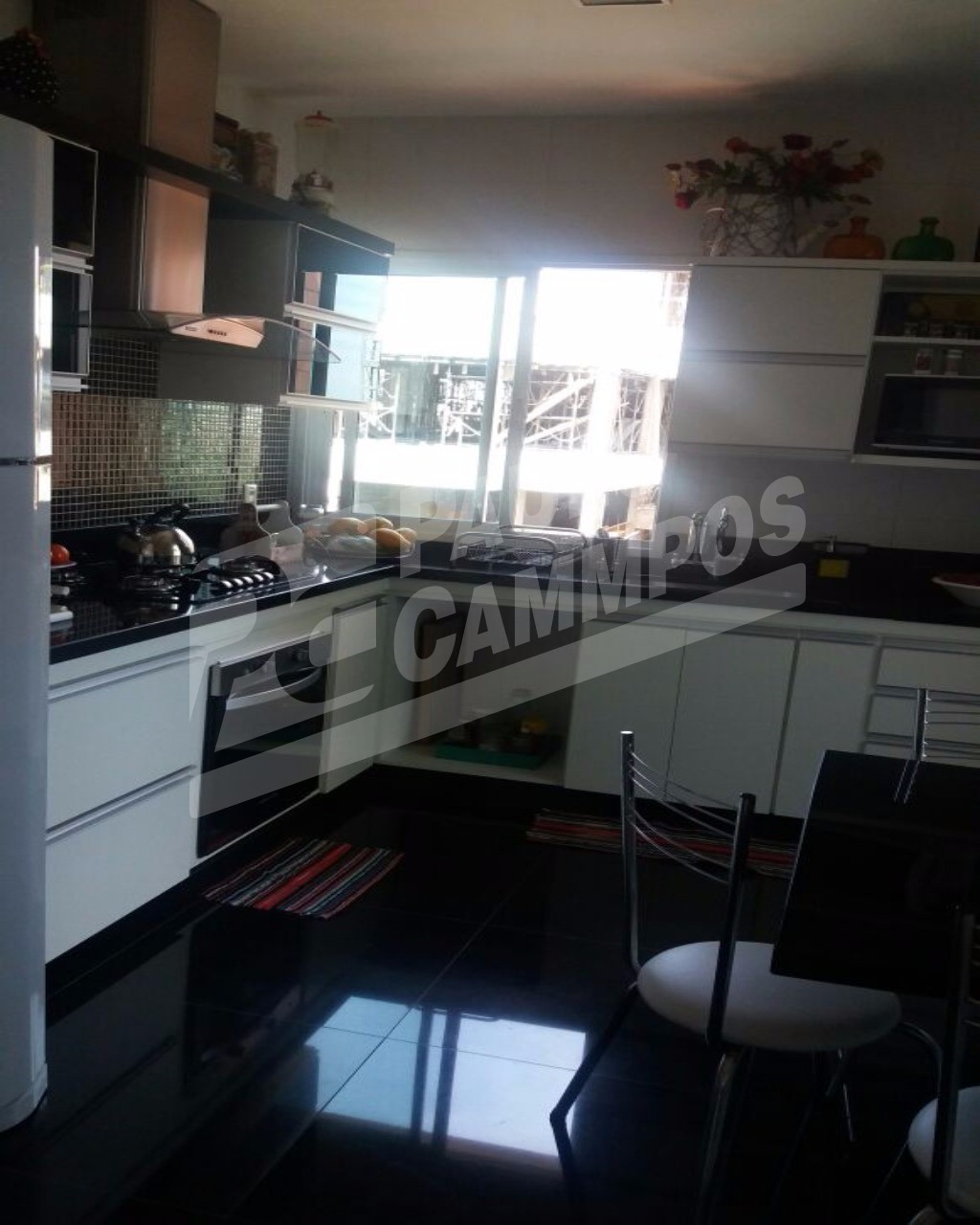 Cobertura à venda com 3 quartos, 160m² - Foto 4