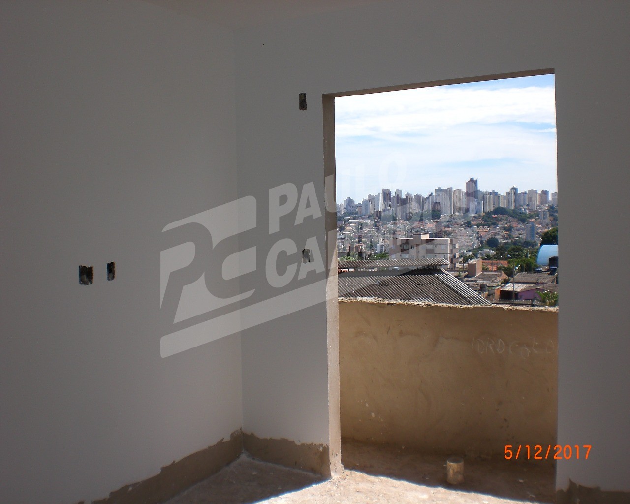 Apartamento à venda com 2 quartos, 75m² - Foto 9