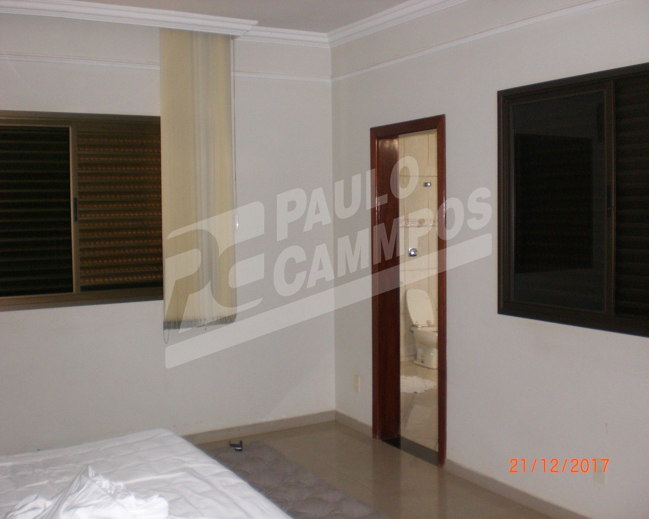 Casa à venda com 4 quartos, 311m² - Foto 11