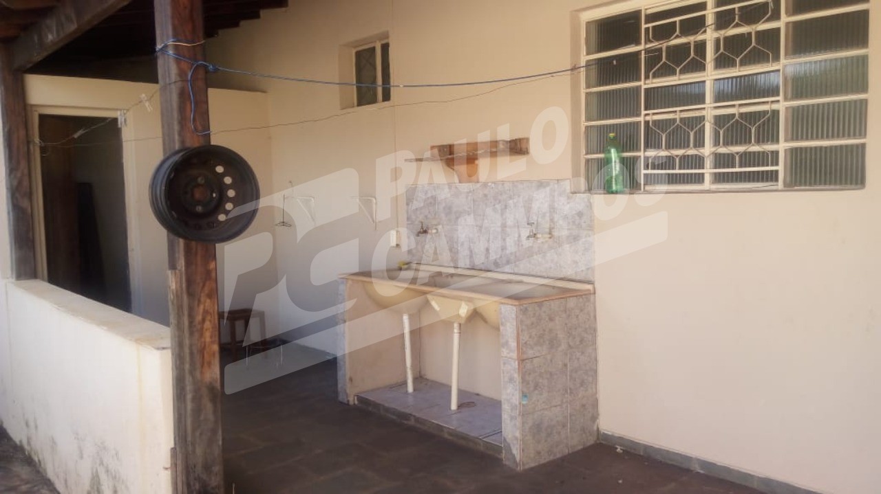 Casa à venda com 3 quartos, 250m² - Foto 4