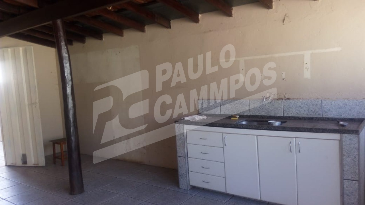 Casa à venda com 3 quartos, 250m² - Foto 7