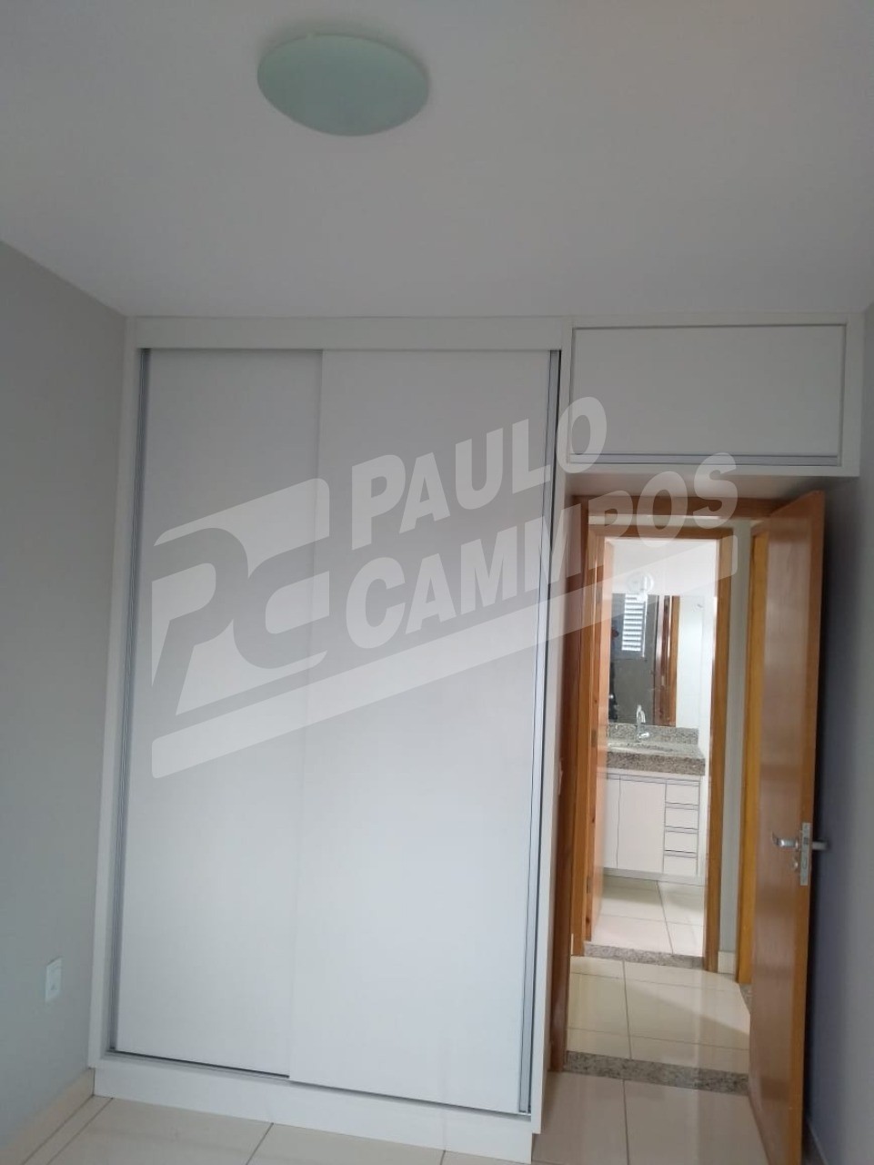 Apartamento à venda com 2 quartos, 70m² - Foto 11