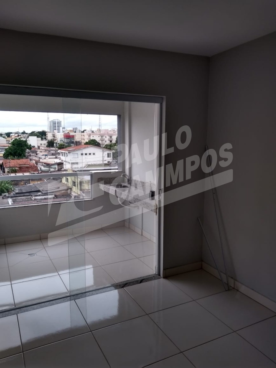 Apartamento à venda com 2 quartos, 70m² - Foto 14