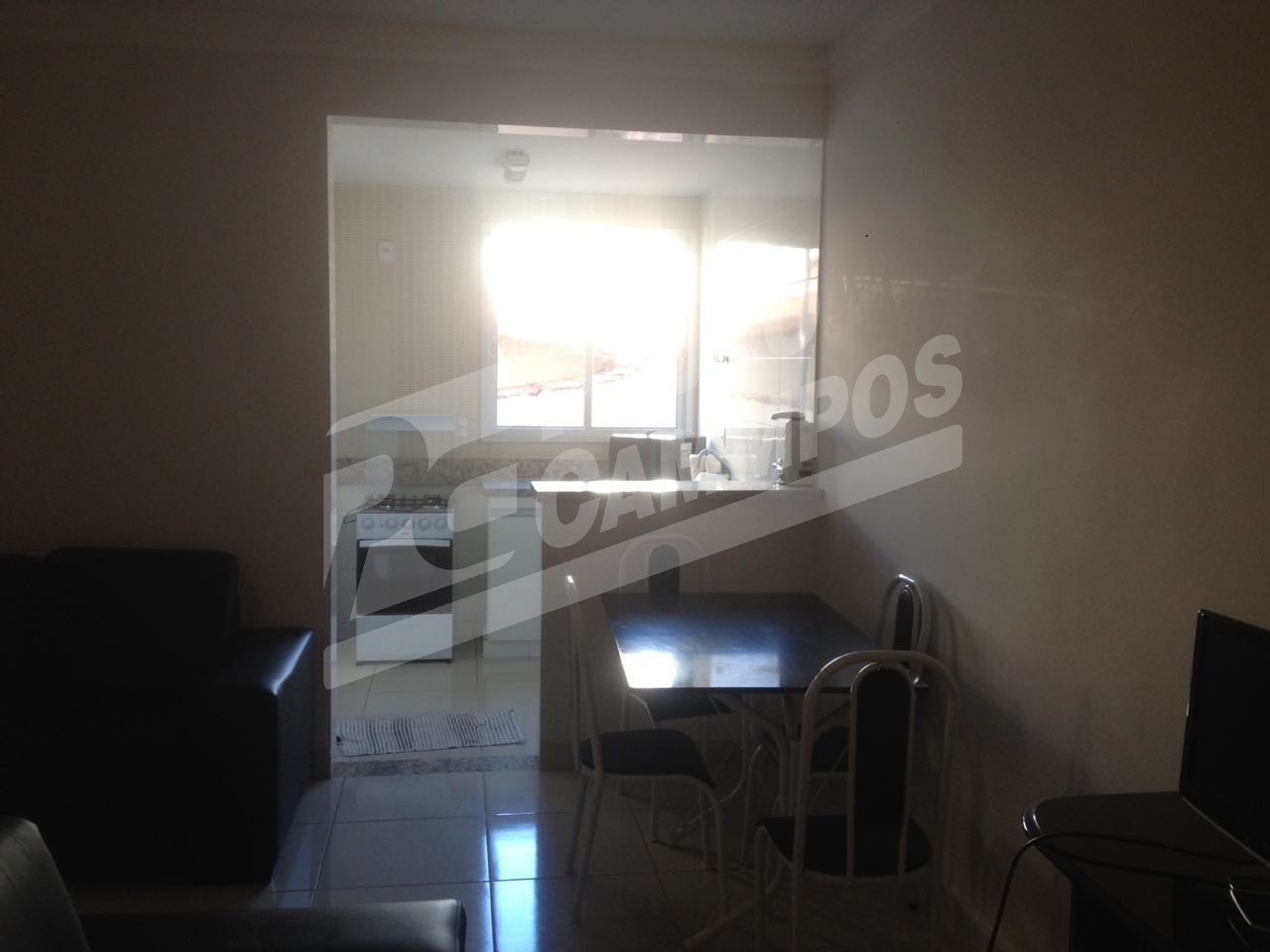 Apartamento à venda com 2 quartos, 56m² - Foto 2