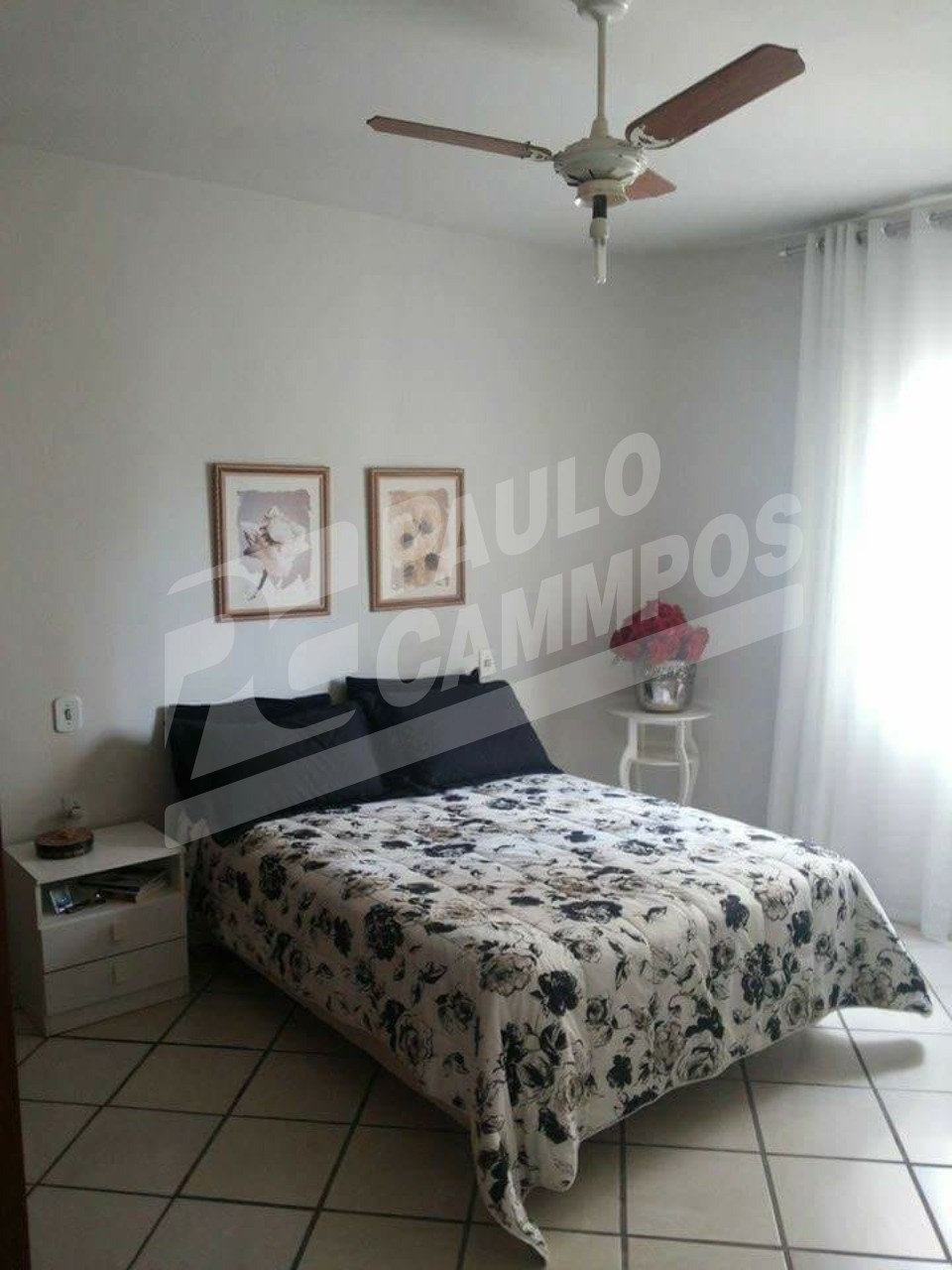 Casa à venda com 3 quartos, 300m² - Foto 3