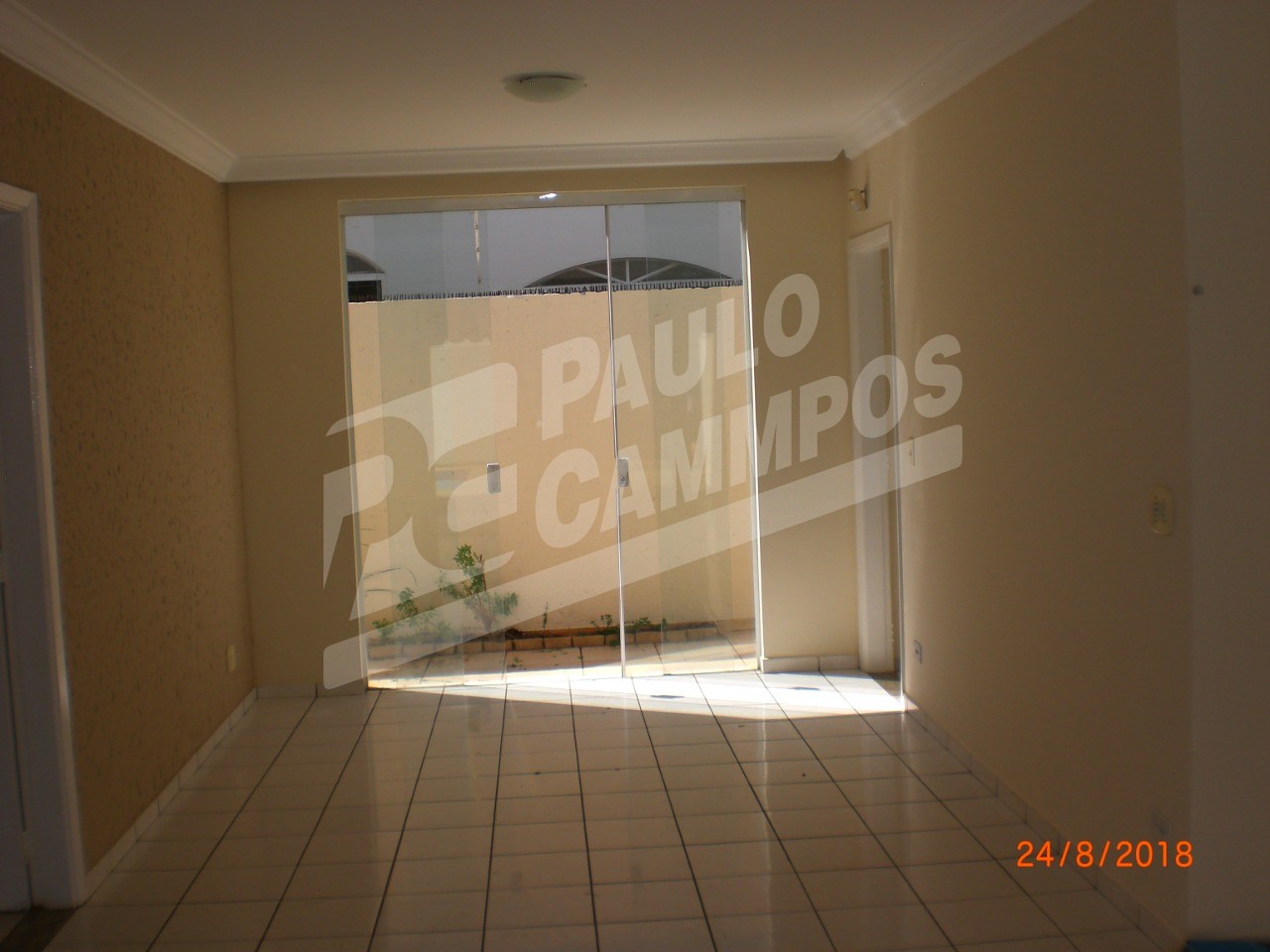 Casa à venda com 3 quartos, 250m² - Foto 4