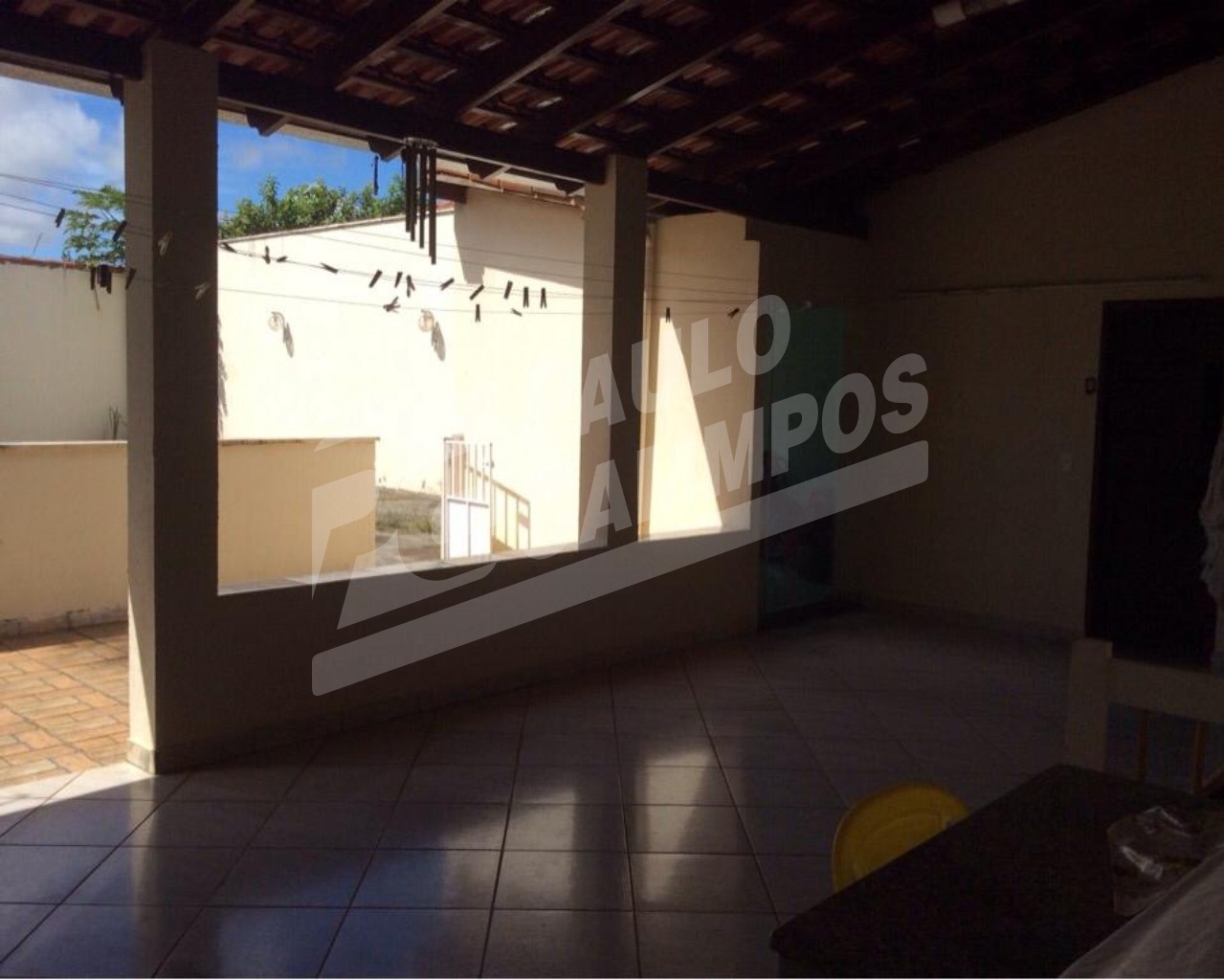 Casa à venda com 3 quartos, 150m² - Foto 1