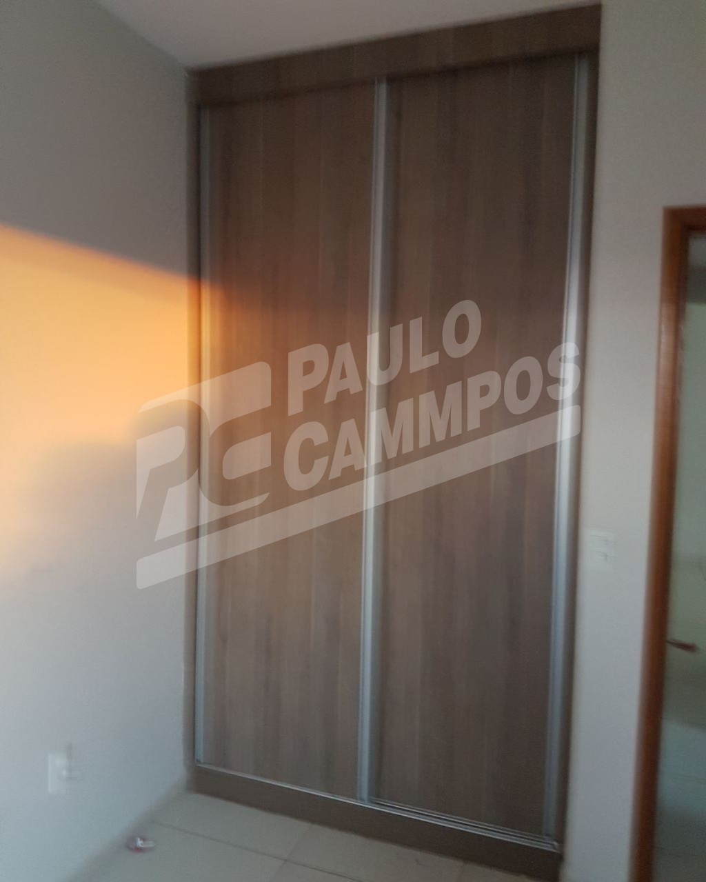 Apartamento à venda com 2 quartos, 72m² - Foto 3