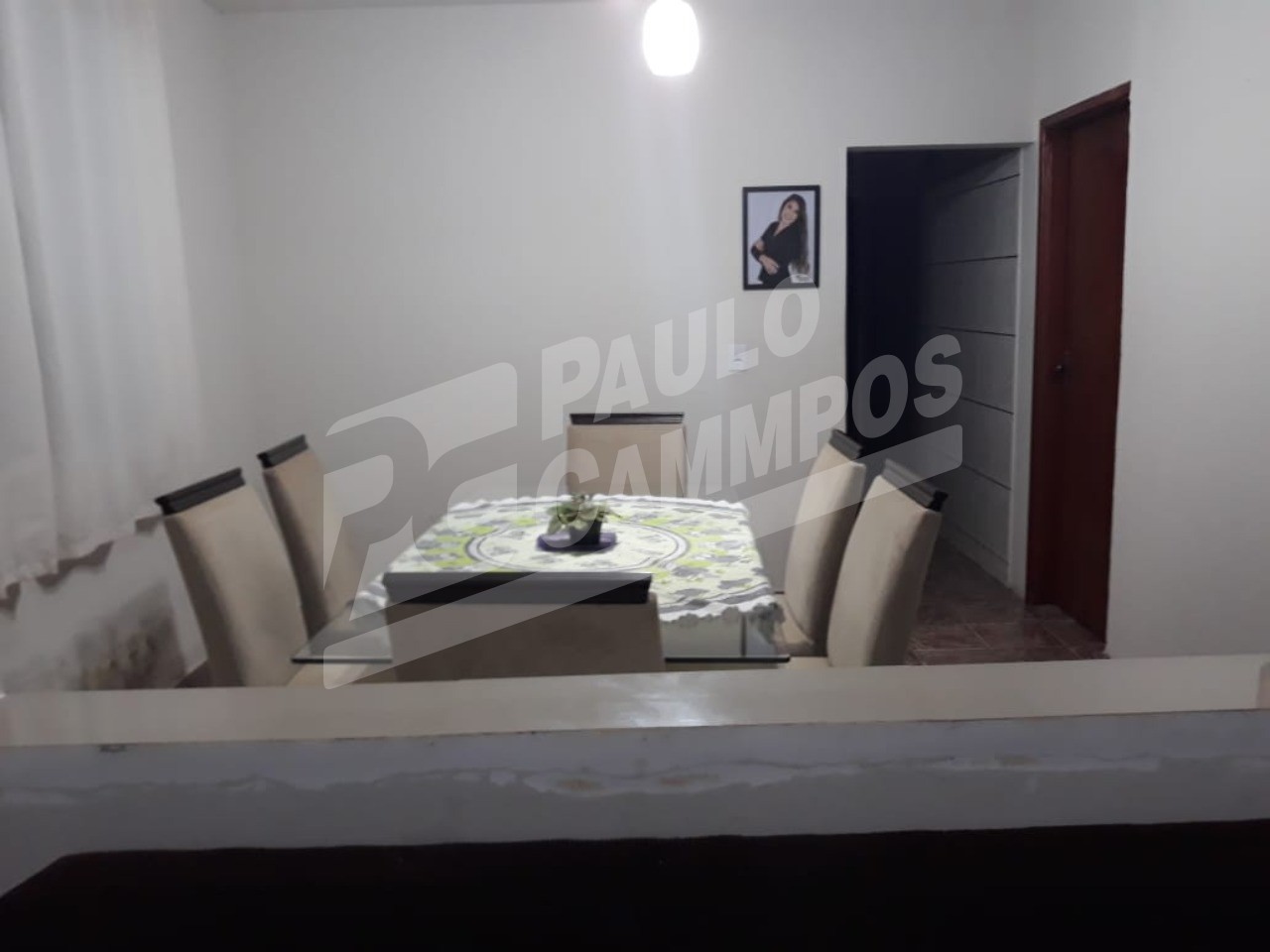 Casa à venda com 3 quartos, 150m² - Foto 1