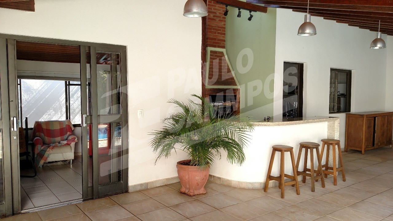 Casa à venda com 3 quartos, 300m² - Foto 7