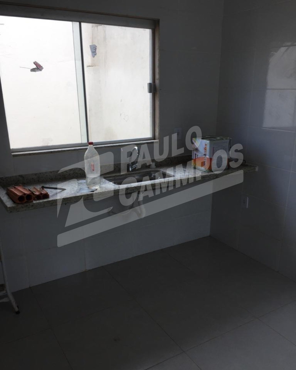 Casa à venda com 2 quartos, 58m² - Foto 3