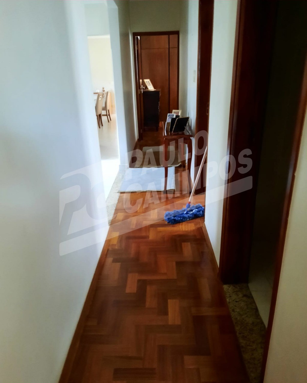 Casa à venda com 3 quartos, 234m² - Foto 11