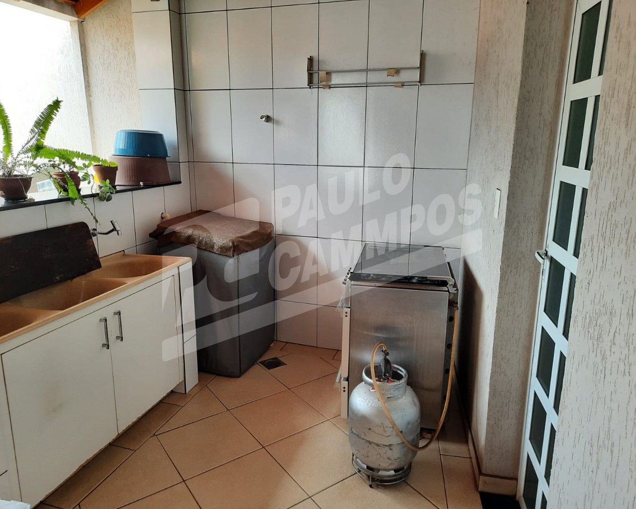 Casa à venda com 3 quartos, 234m² - Foto 15