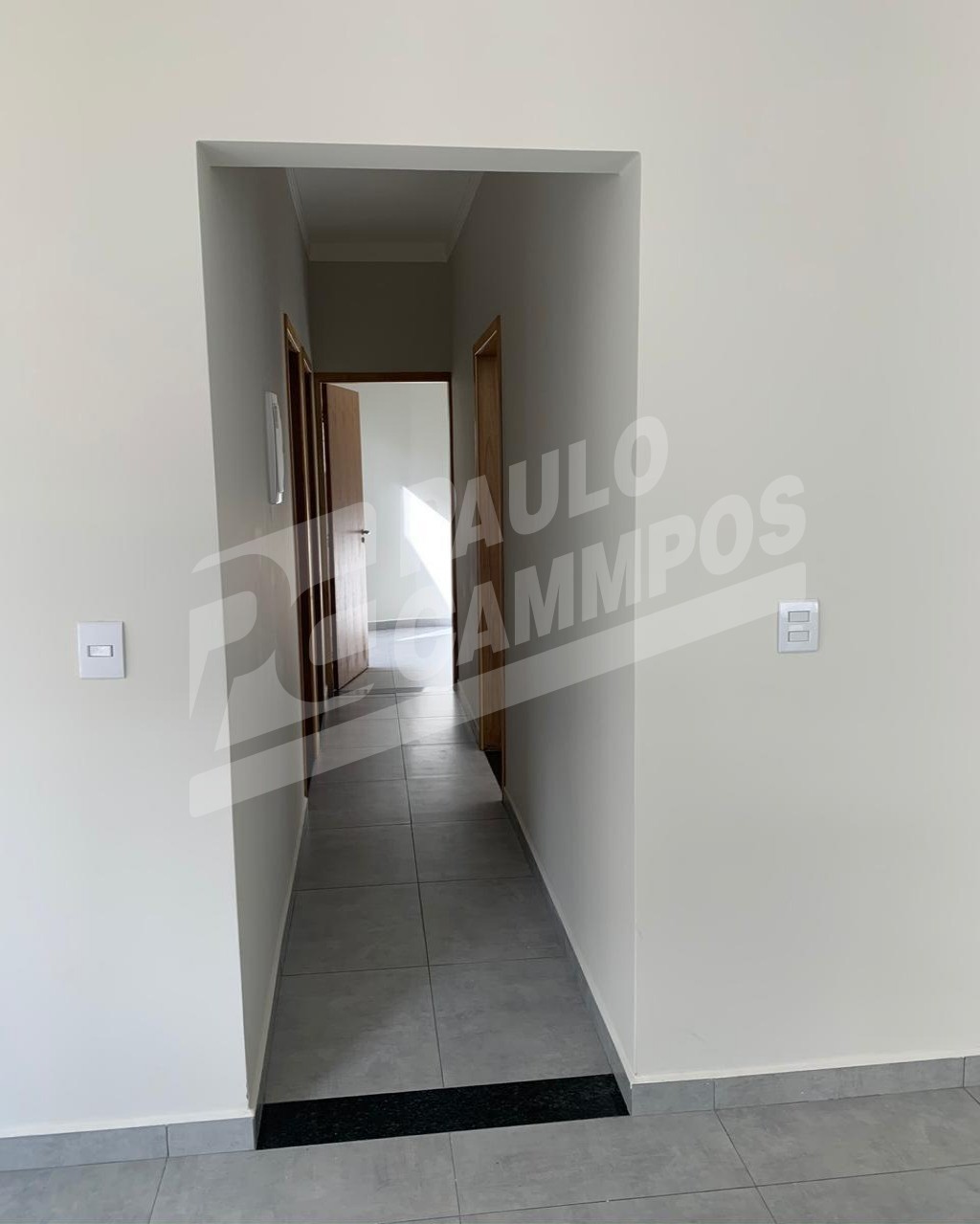 Casa à venda com 2 quartos, 91m² - Foto 4