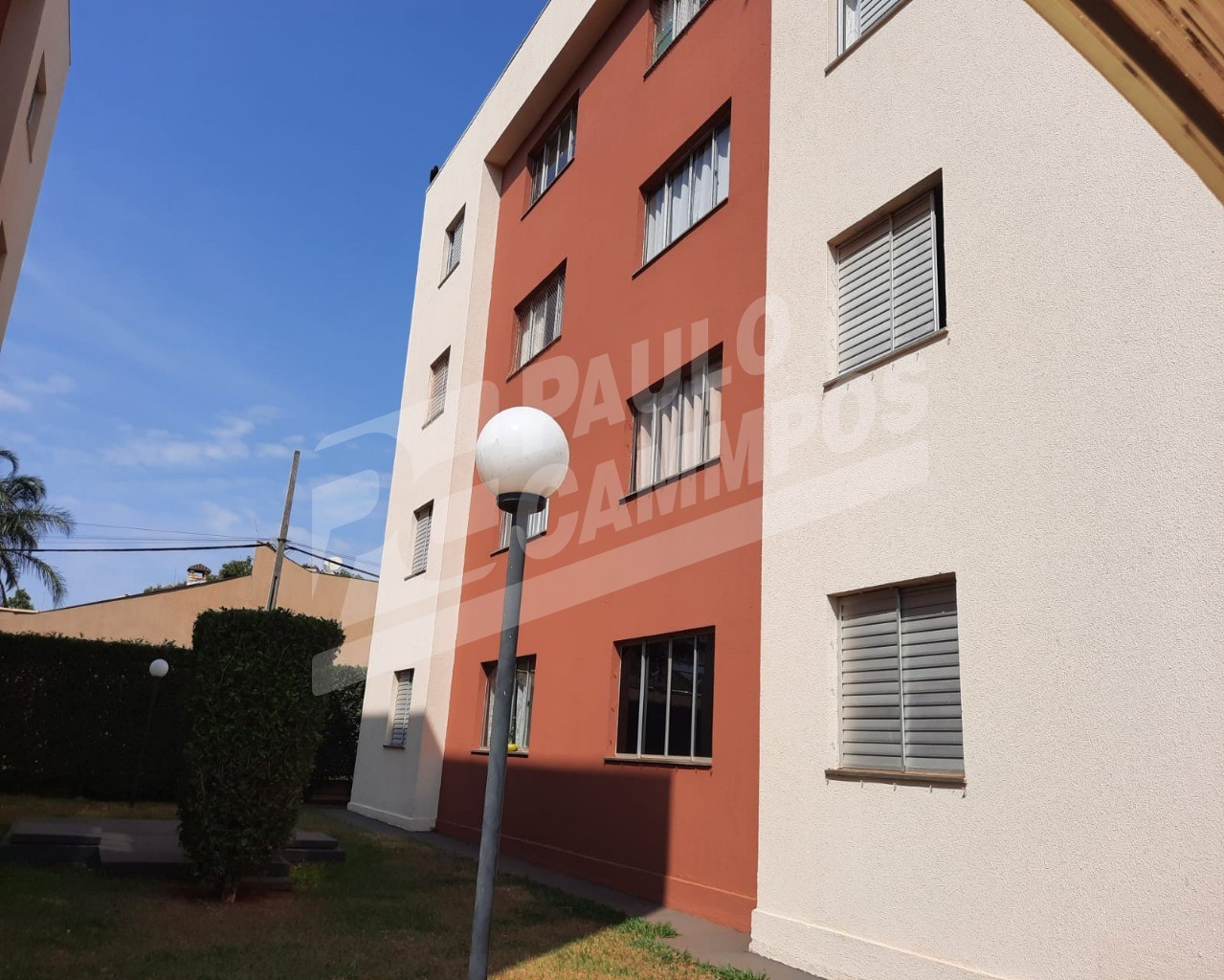 Apartamento à venda com 2 quartos, 45m² - Foto 1