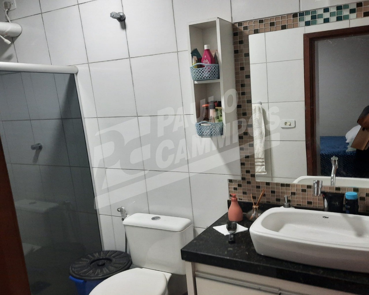 Casa à venda com 3 quartos, 220m² - Foto 2