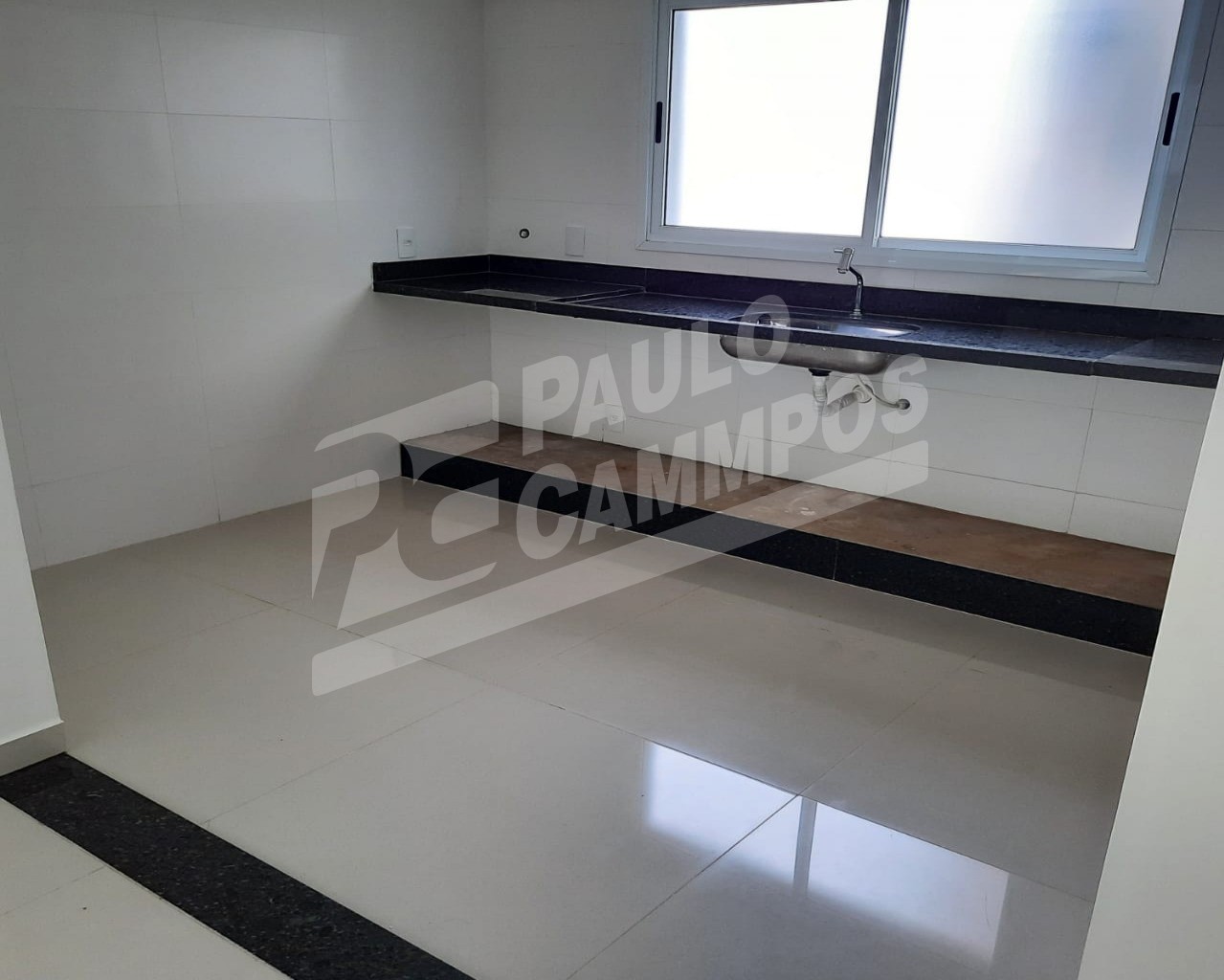 Apartamento à venda com 3 quartos, 109m² - Foto 4