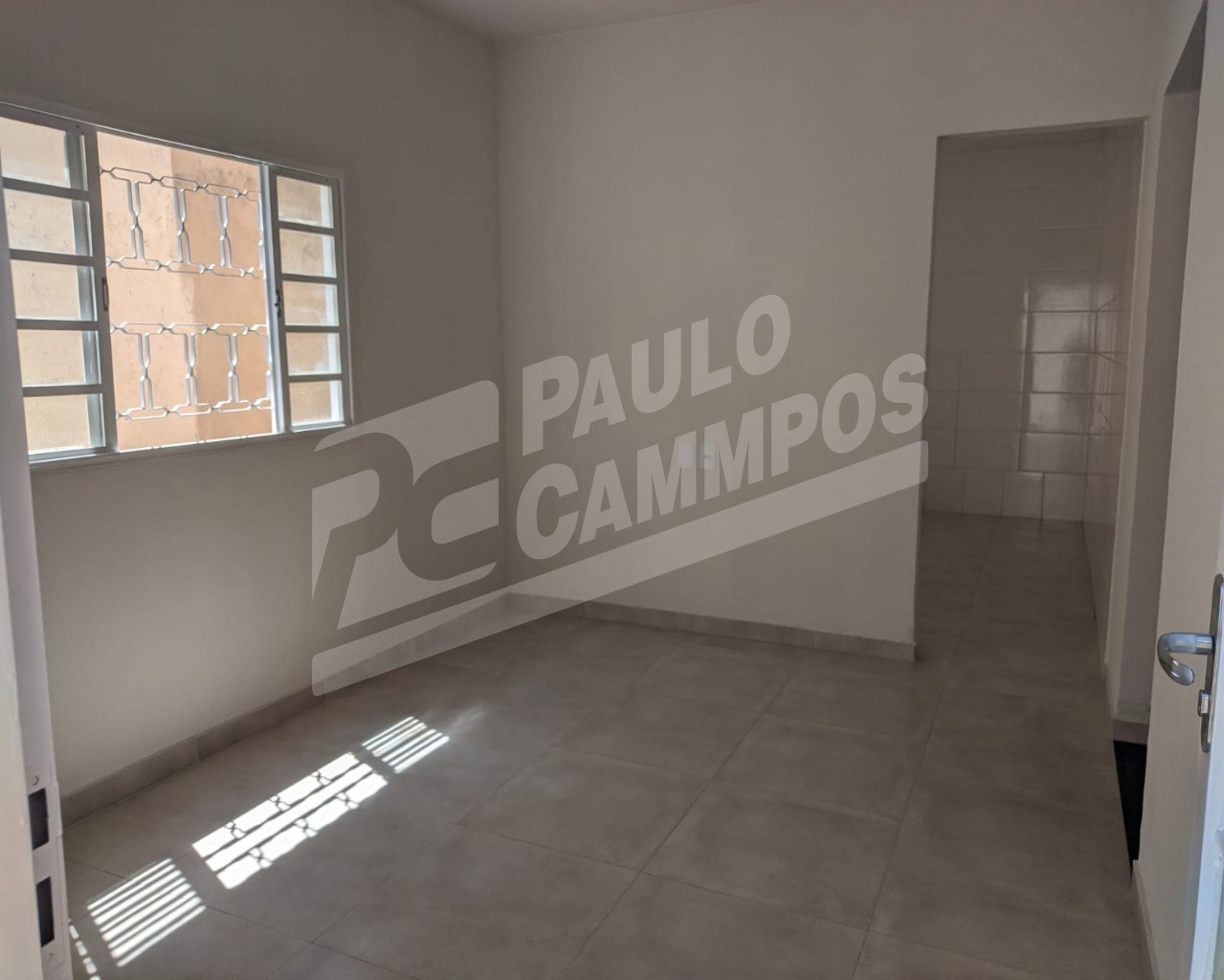 Casa à venda com 3 quartos, 72m² - Foto 2