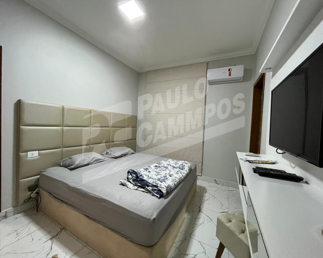 Casa à venda com 2 quartos, 250m² - Foto 15