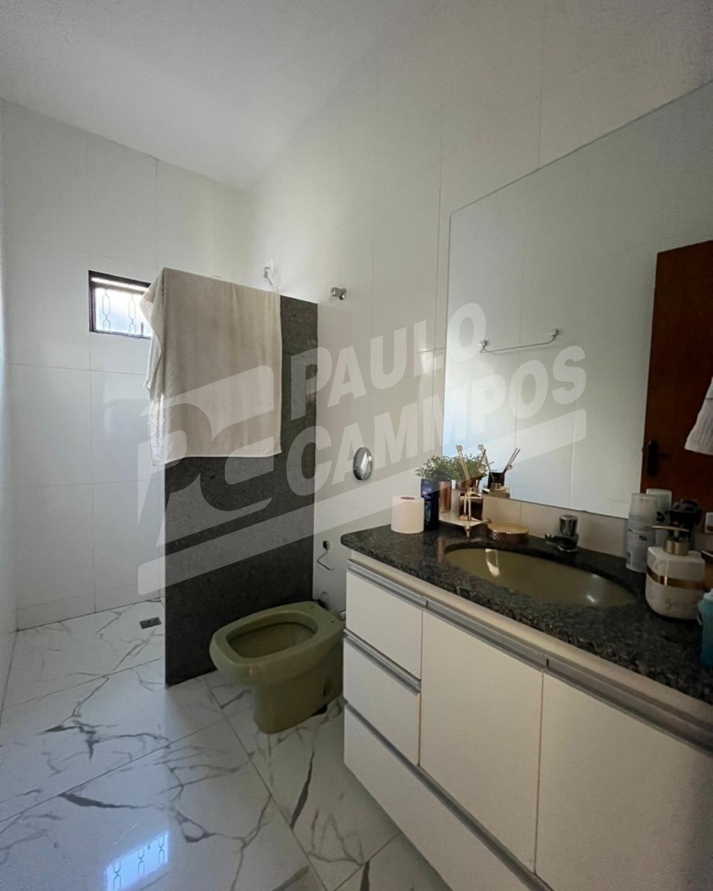 Casa à venda com 2 quartos, 250m² - Foto 3