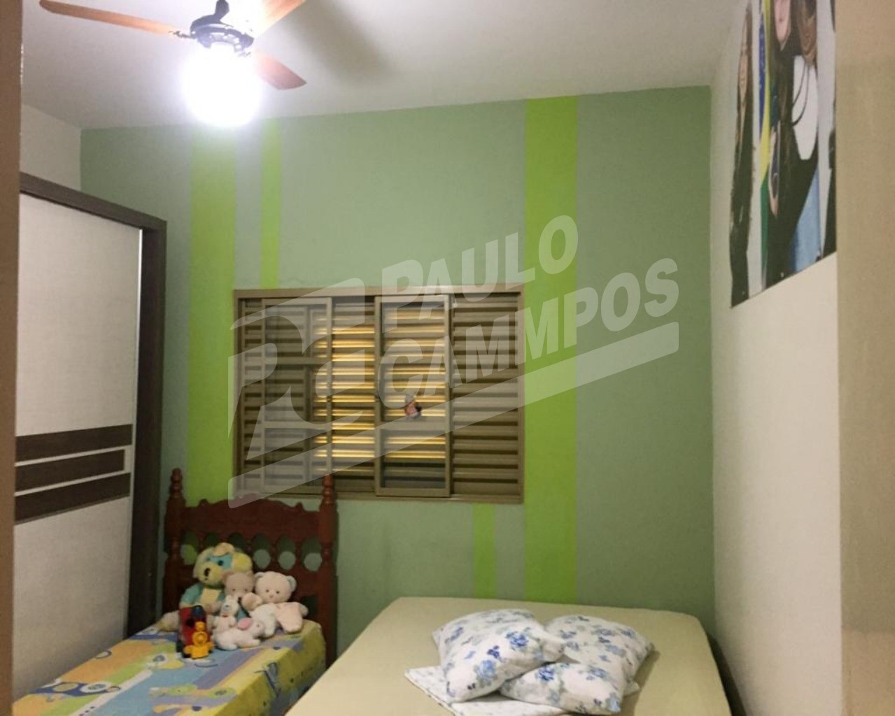 Casa à venda com 2 quartos, 68m² - Foto 2