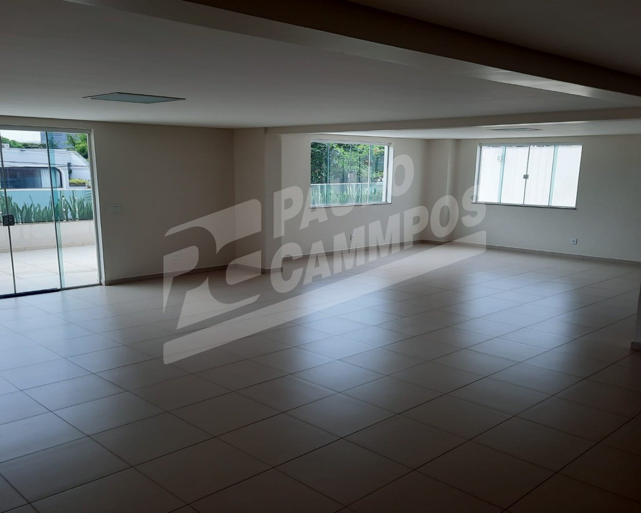 Apartamento à venda com 3 quartos, 94m² - Foto 4