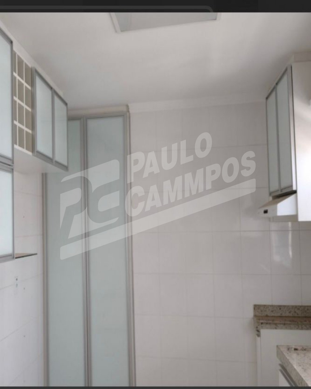 Apartamento à venda com 3 quartos, 114m² - Foto 2