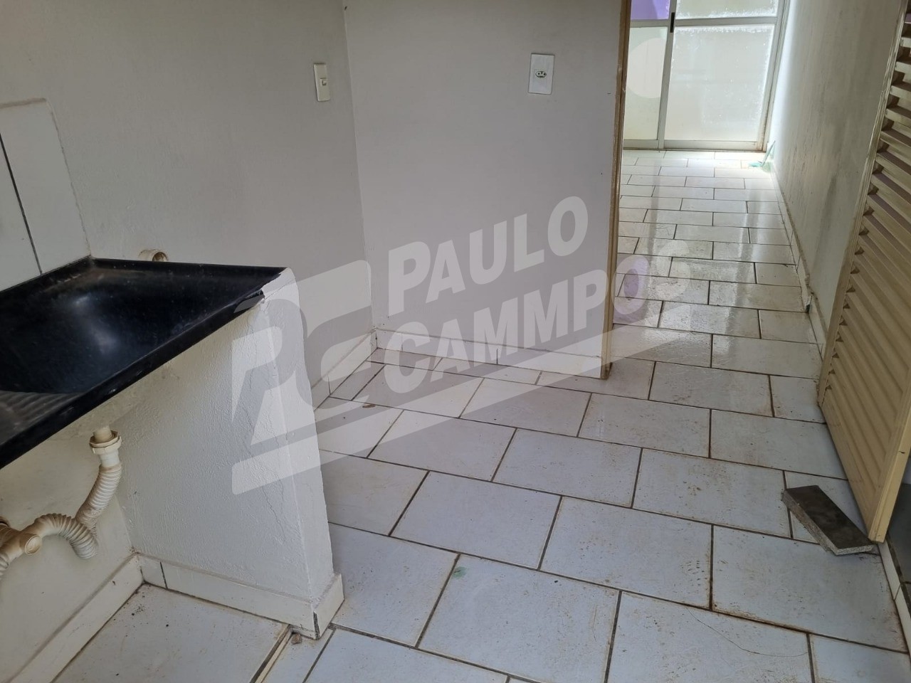 Casa à venda com 2 quartos, 250m² - Foto 16