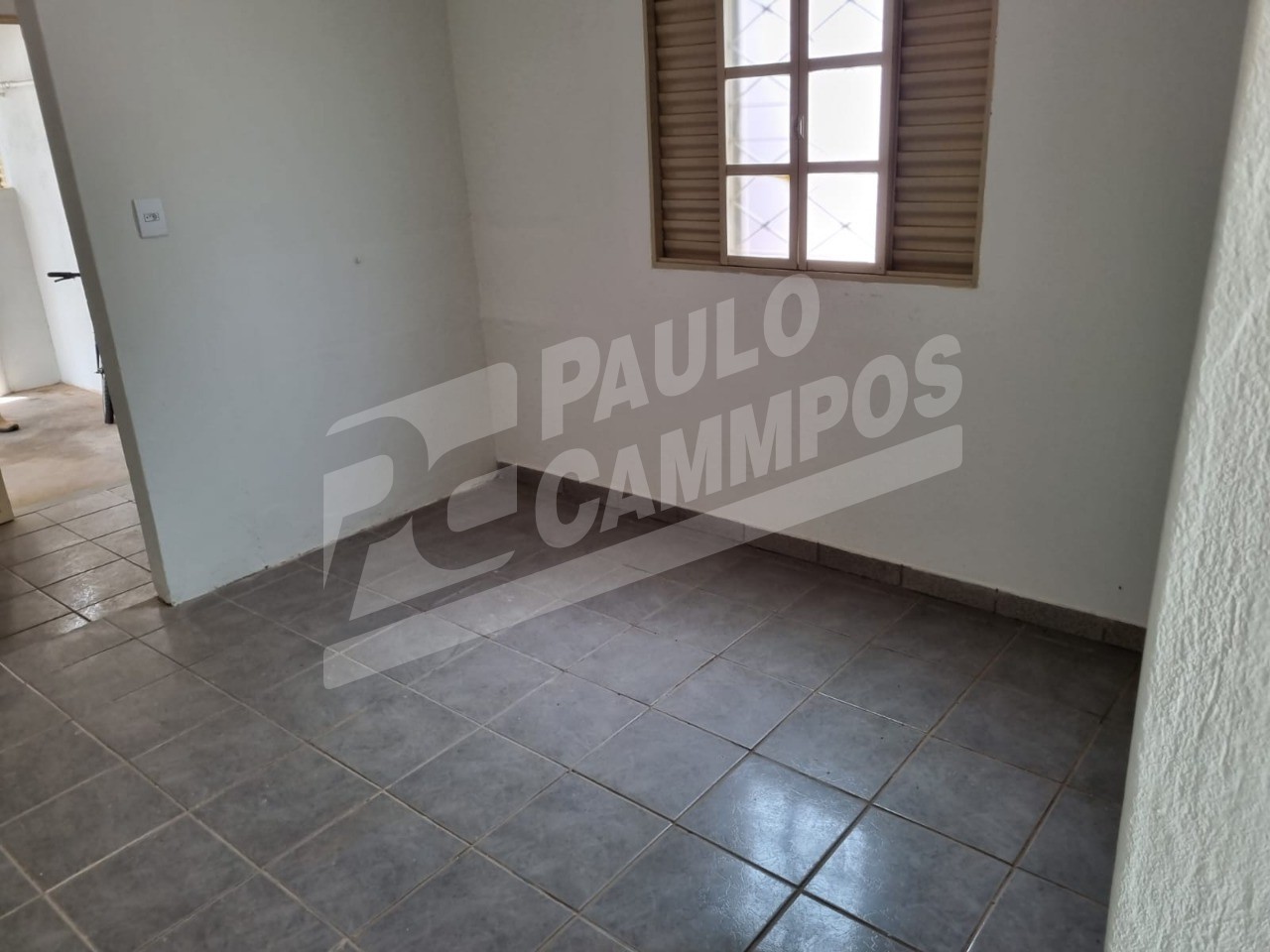 Casa à venda com 2 quartos, 250m² - Foto 17