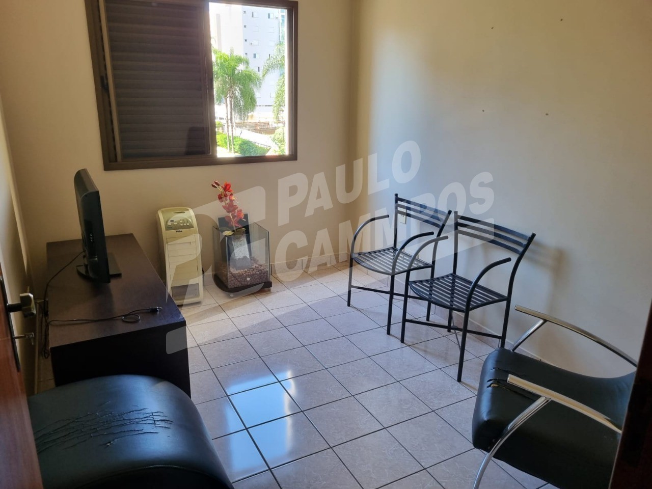 Apartamento à venda com 3 quartos, 107m² - Foto 4