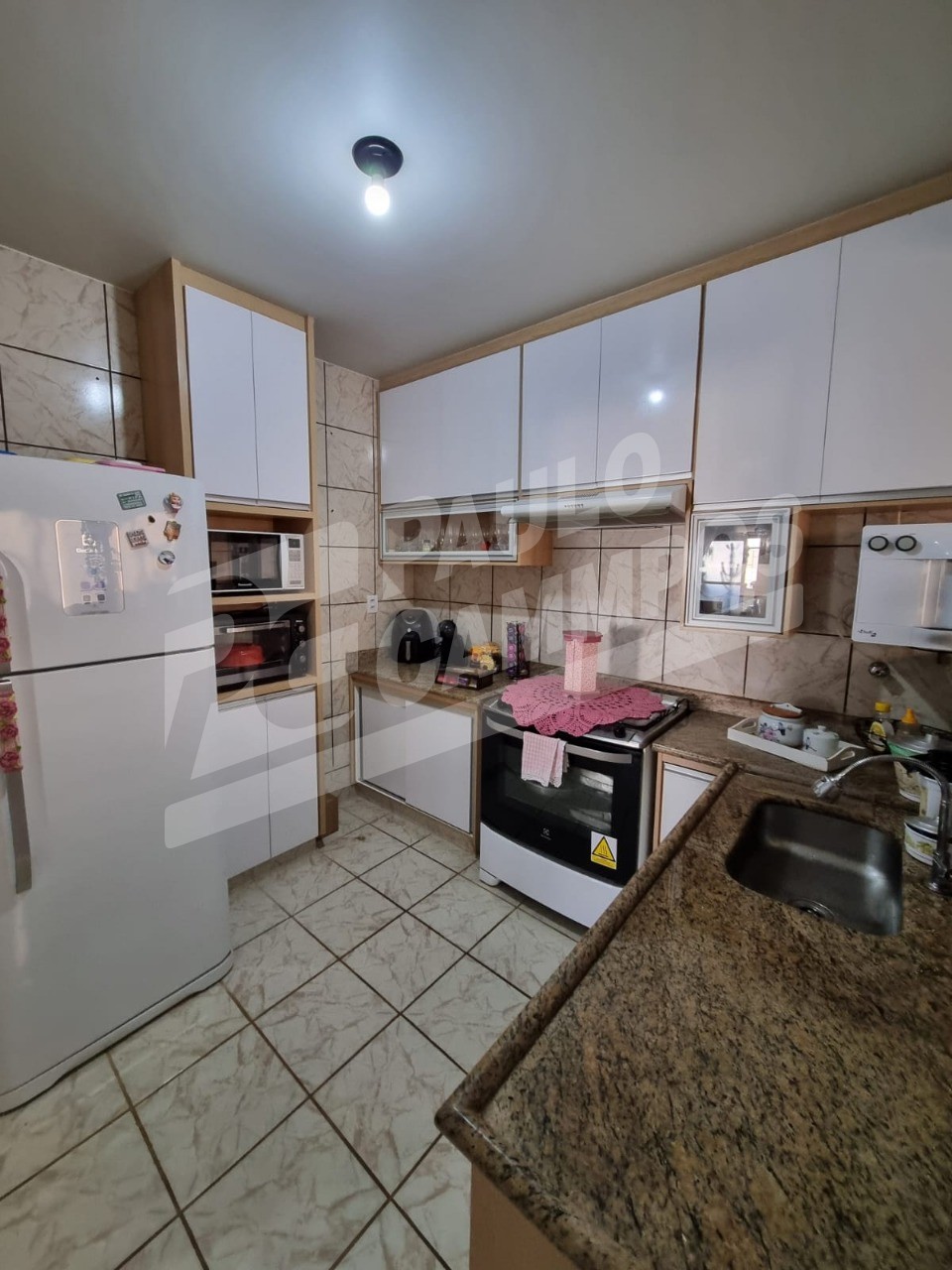 Apartamento à venda com 3 quartos, 98m² - Foto 8