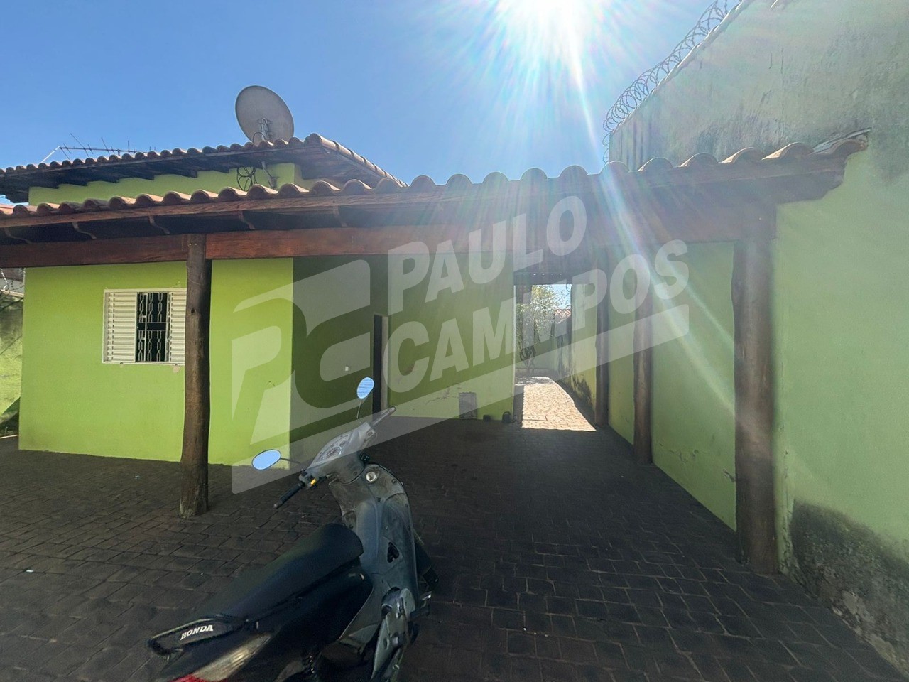 Casa à venda com 3 quartos, 180m² - Foto 1