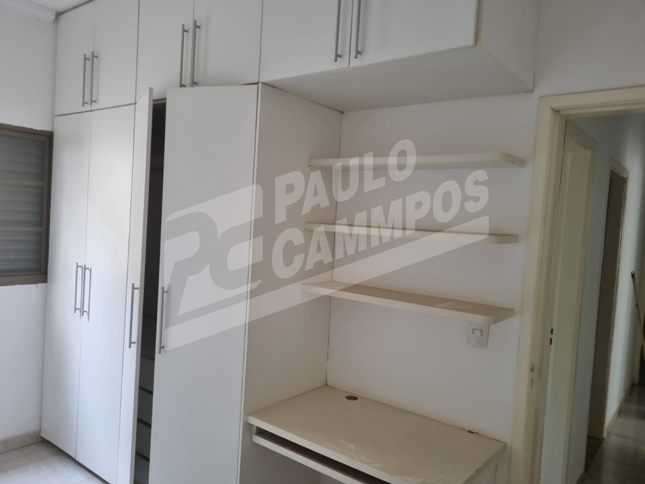 Casa à venda com 3 quartos, 160m² - Foto 3