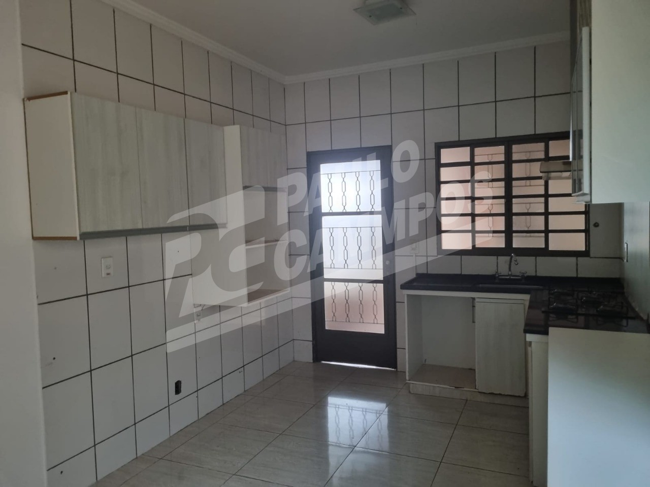 Casa à venda com 3 quartos, 160m² - Foto 18