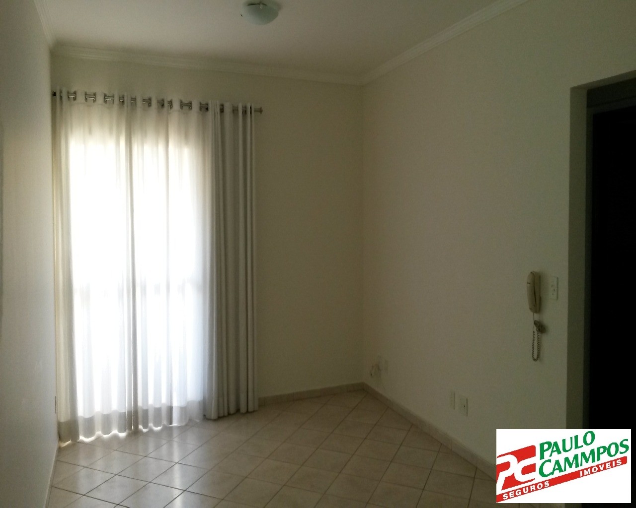 Apartamento à venda com 3 quartos, 85m² - Foto 2