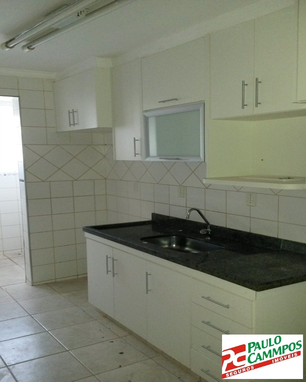 Apartamento à venda com 3 quartos, 85m² - Foto 1