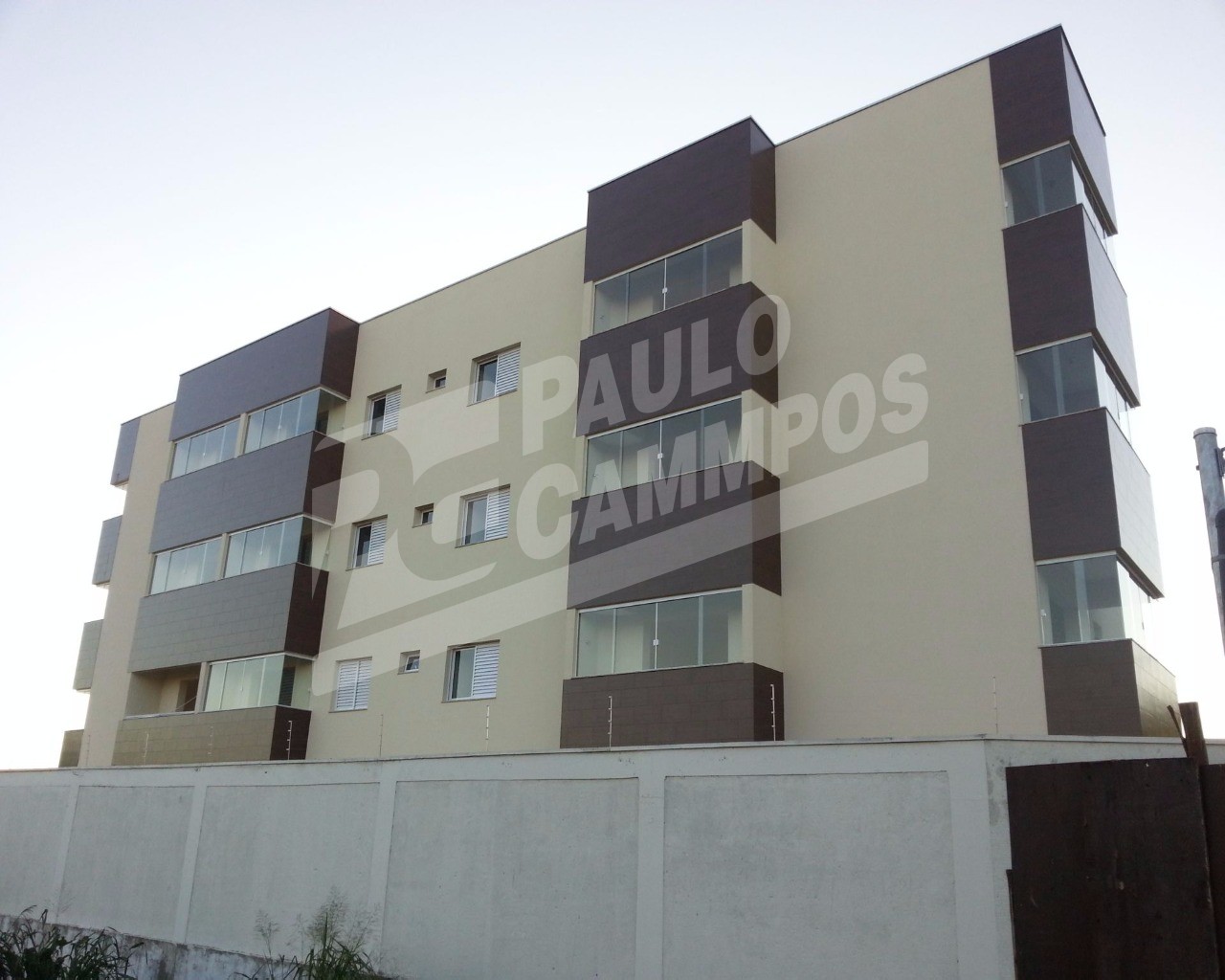 Apartamento à venda com 2 quartos, 57m² - Foto 2