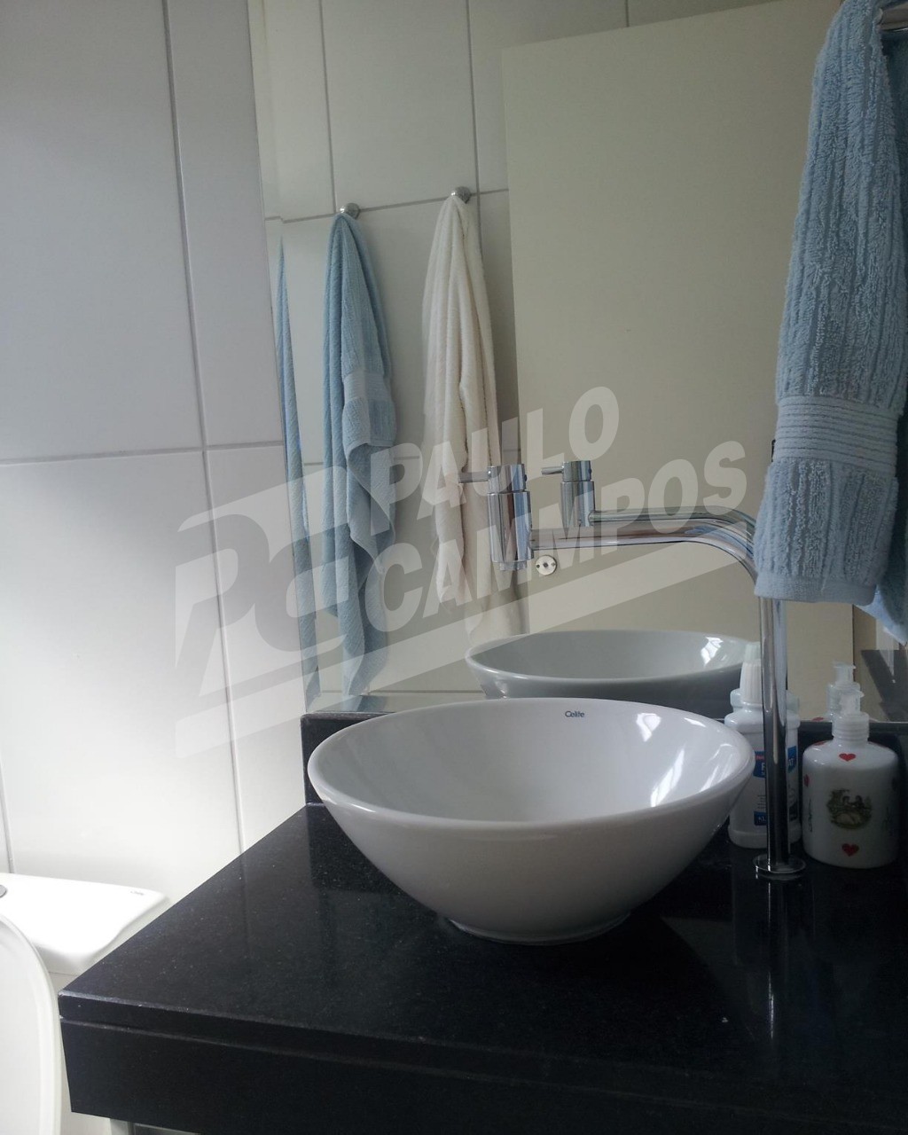 Apartamento à venda com 2 quartos, 44m² - Foto 2